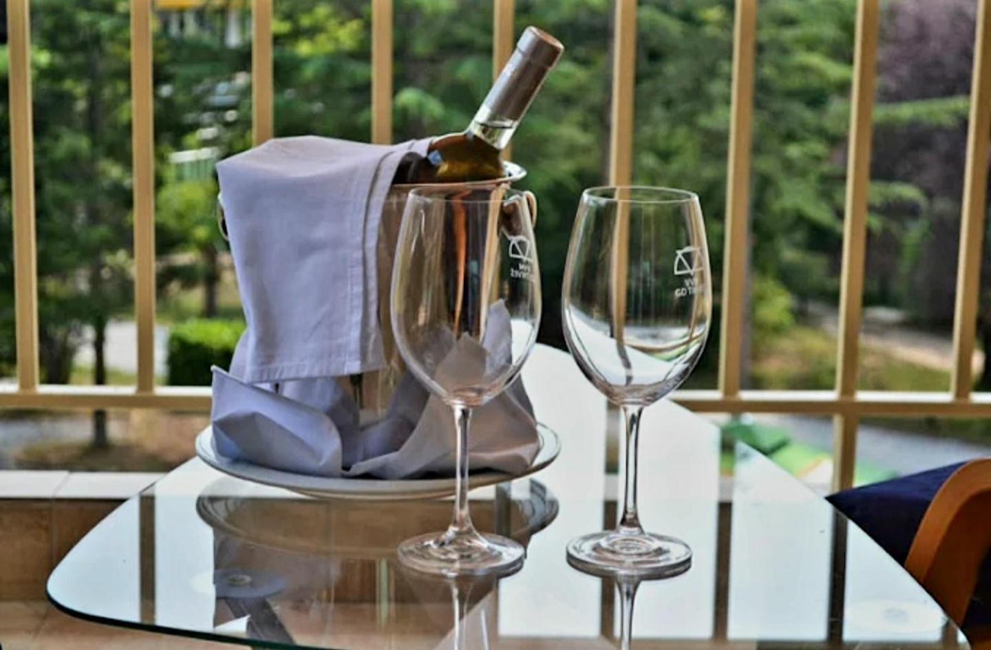 Hotel Bluebell Ohrid Buitenkant foto