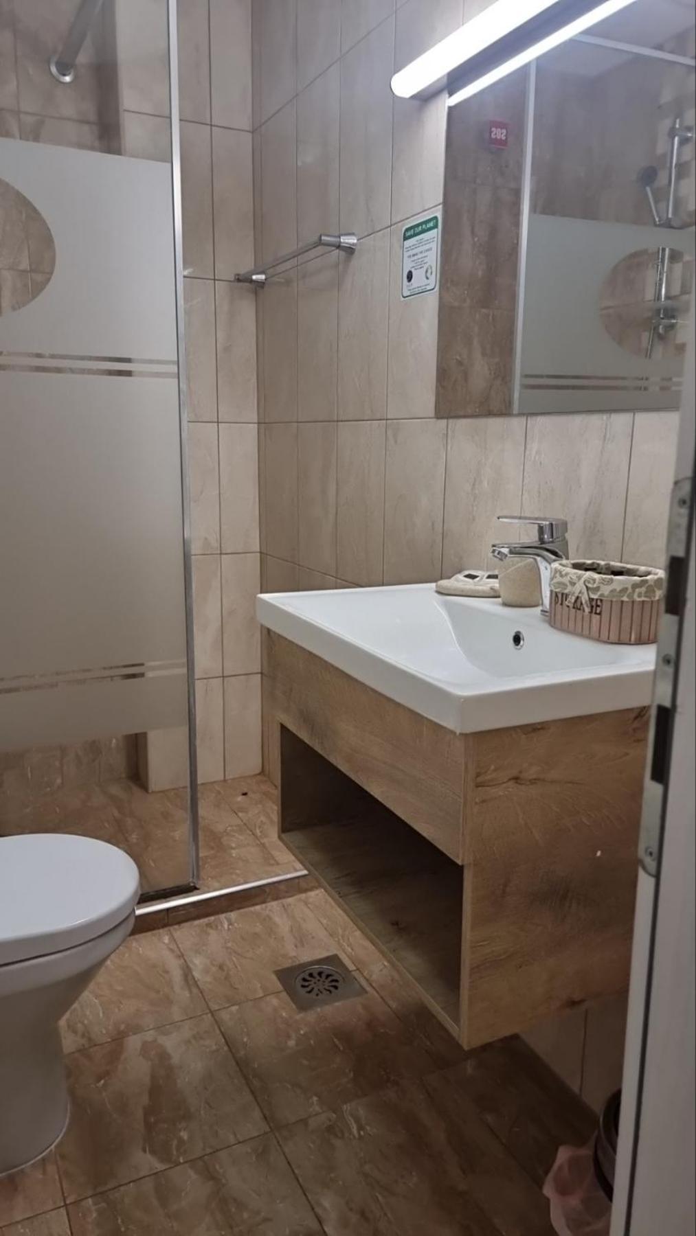 Hotel Bluebell Ohrid Buitenkant foto