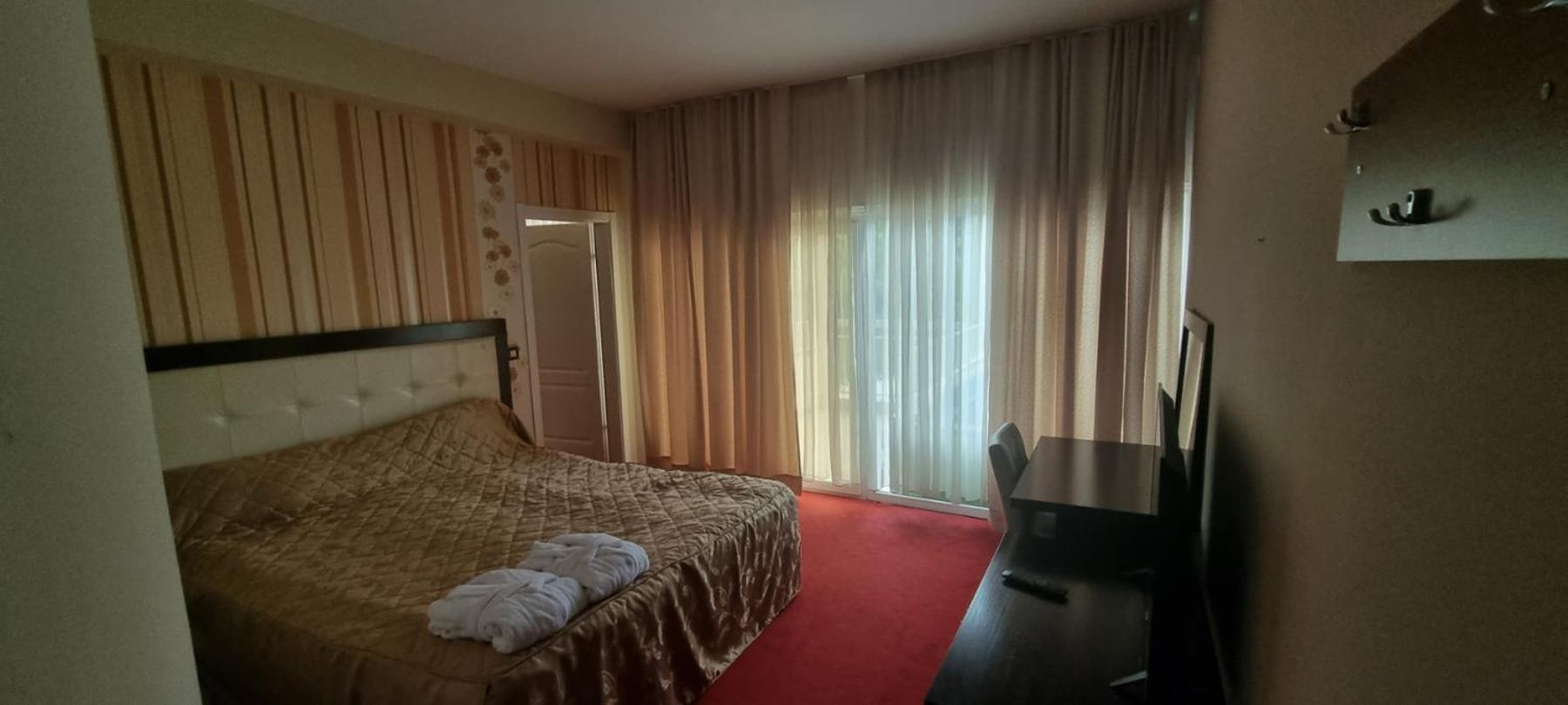 Hotel Bluebell Ohrid Buitenkant foto