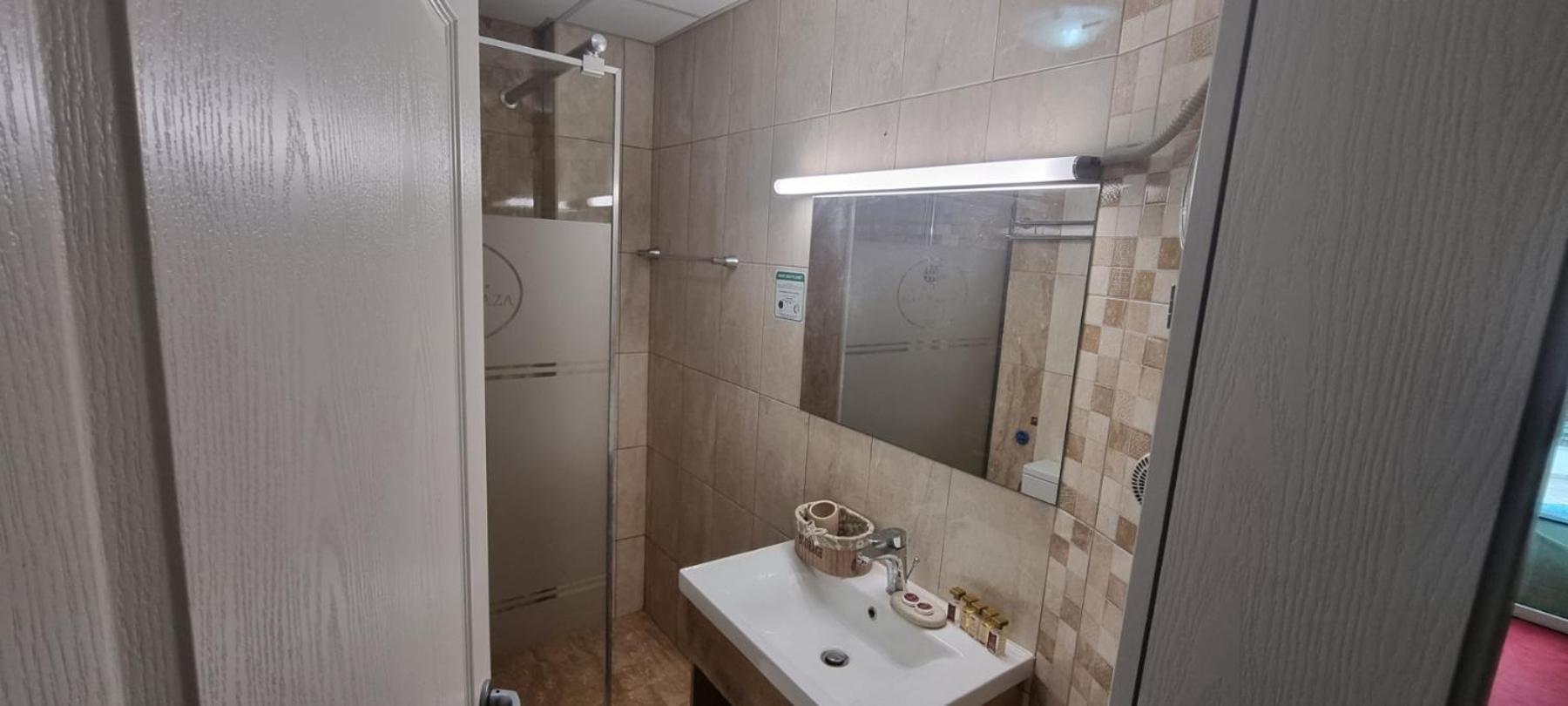 Hotel Bluebell Ohrid Buitenkant foto